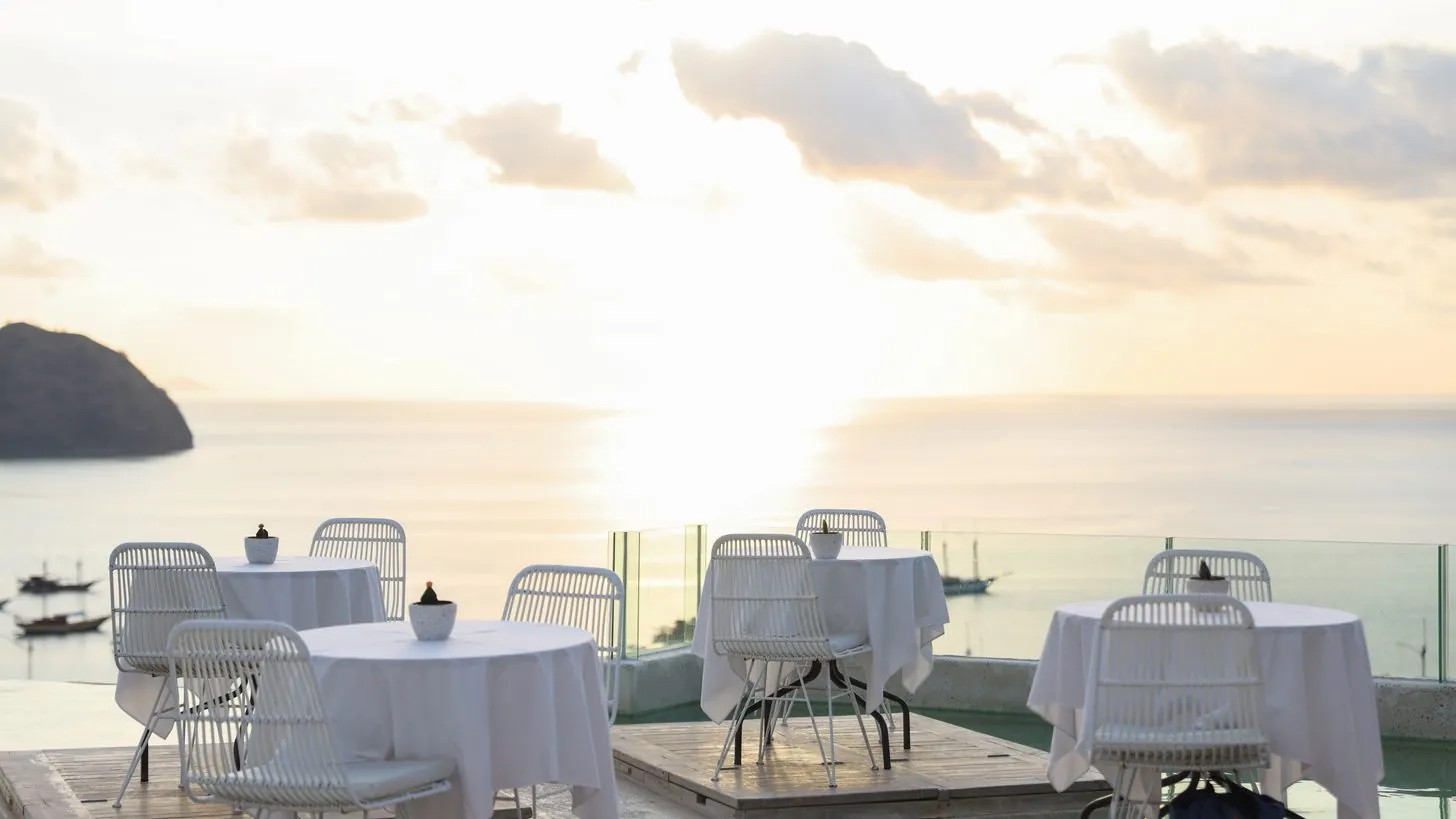 Dinner in the Sky Phuket: The 50-Metre Table for Agents