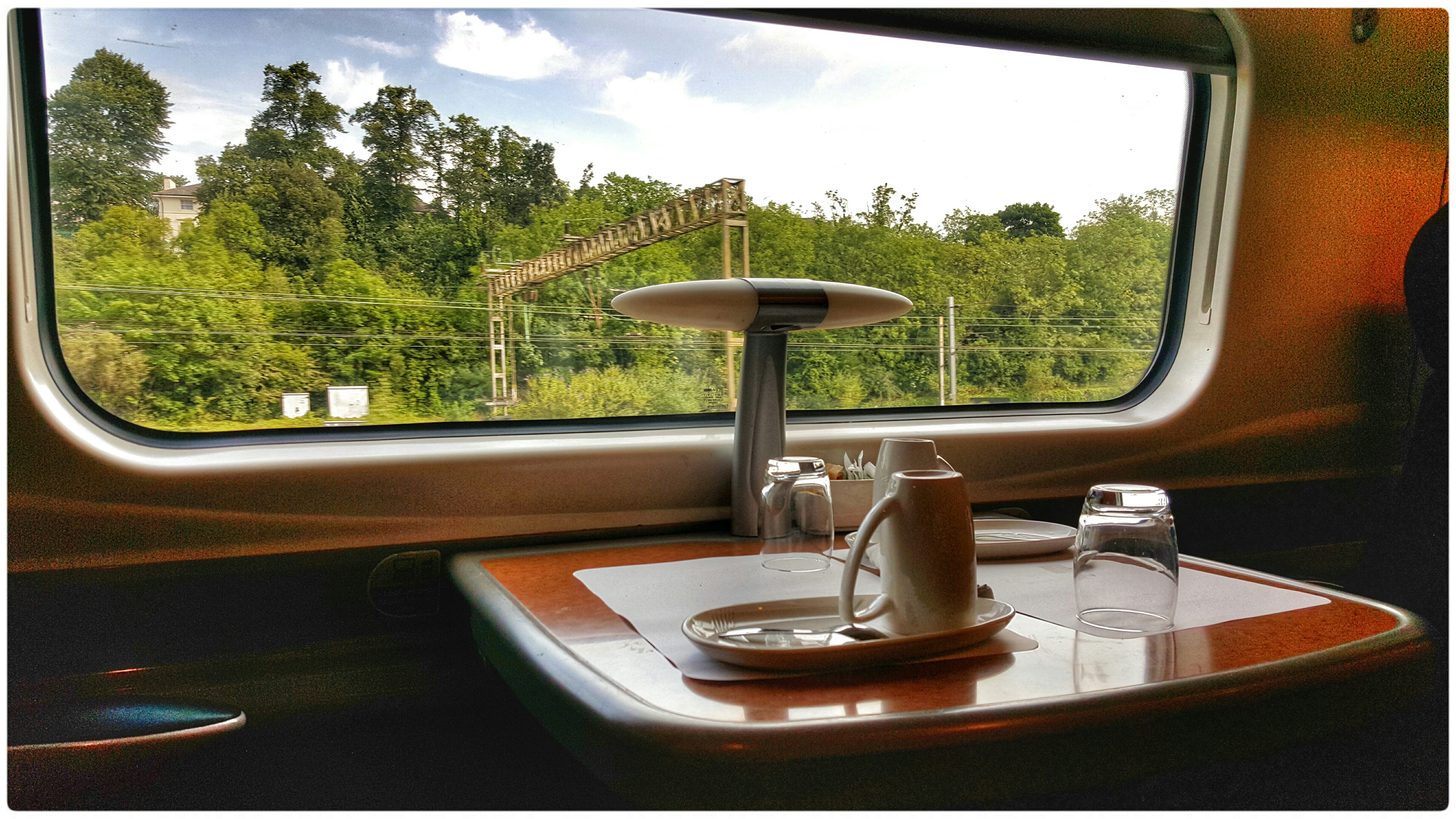Thailand Luxury Train Journeys 2026: What Agents Can Really Book — A Thailand DMC Guide for Travel Agents