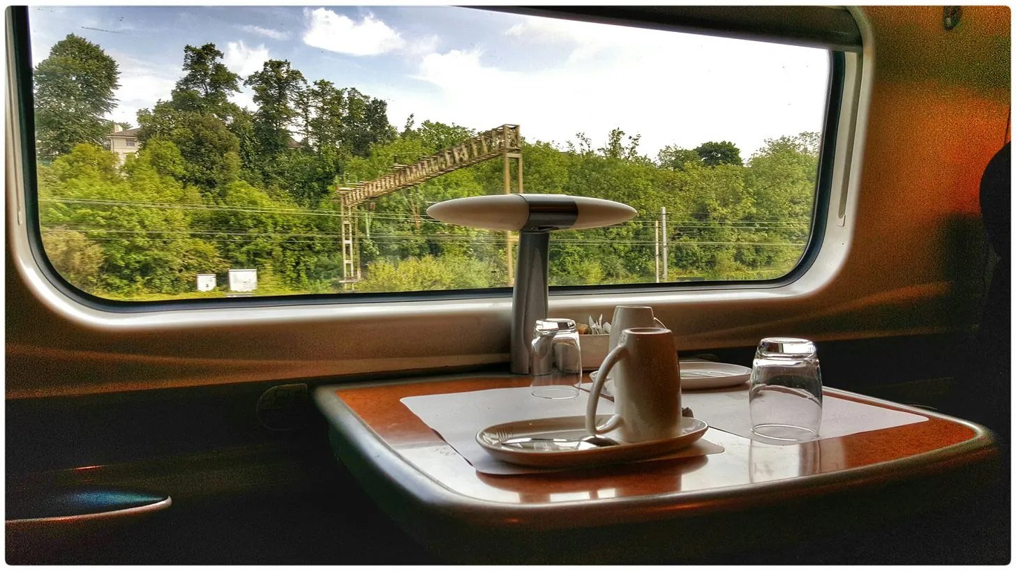 Thailand Luxury Train Journeys 2026: What Agents Can Really Book — A Thailand DMC Guide for Travel Agents