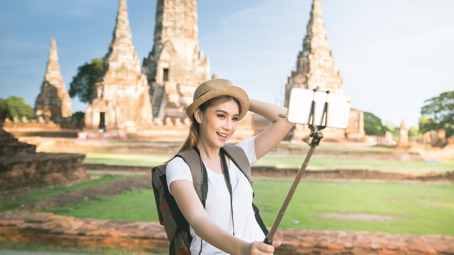 Thailand for Solo & Female Travellers: Safety & Selling Guide — A Thailand DMC Guide for Travel Agents