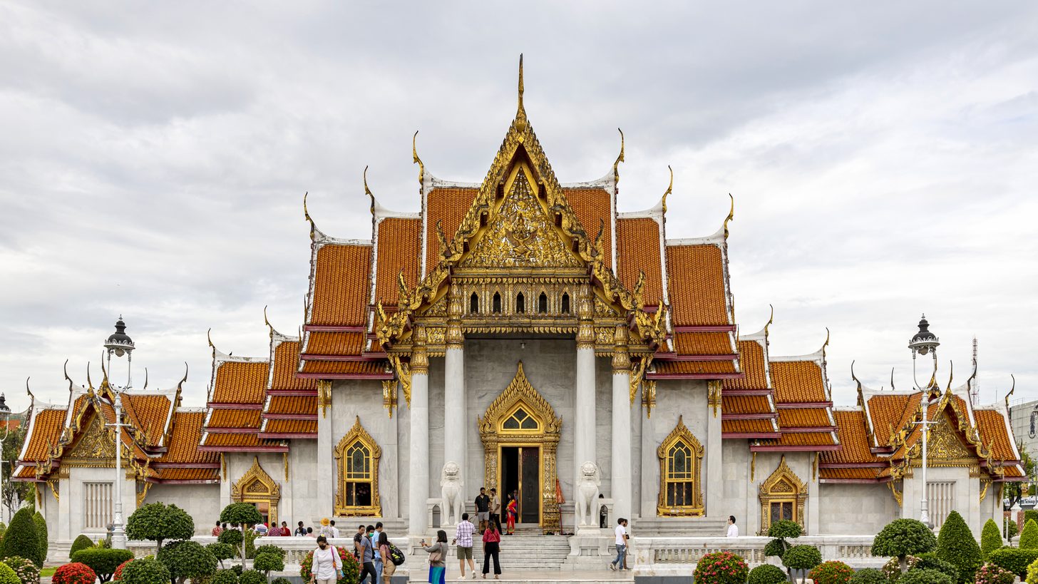 Thailand Client Briefing 2026: Do's, Don'ts & Local Laws — A Thailand DMC Guide for Travel Agents