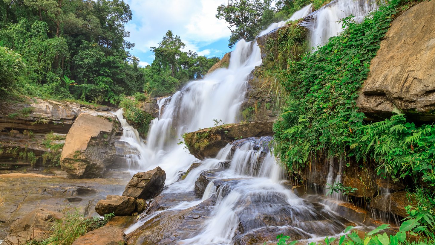 Thailand National Parks: Entrance Permits & Seasonal Closures — A Thailand DMC Guide for Travel Agents