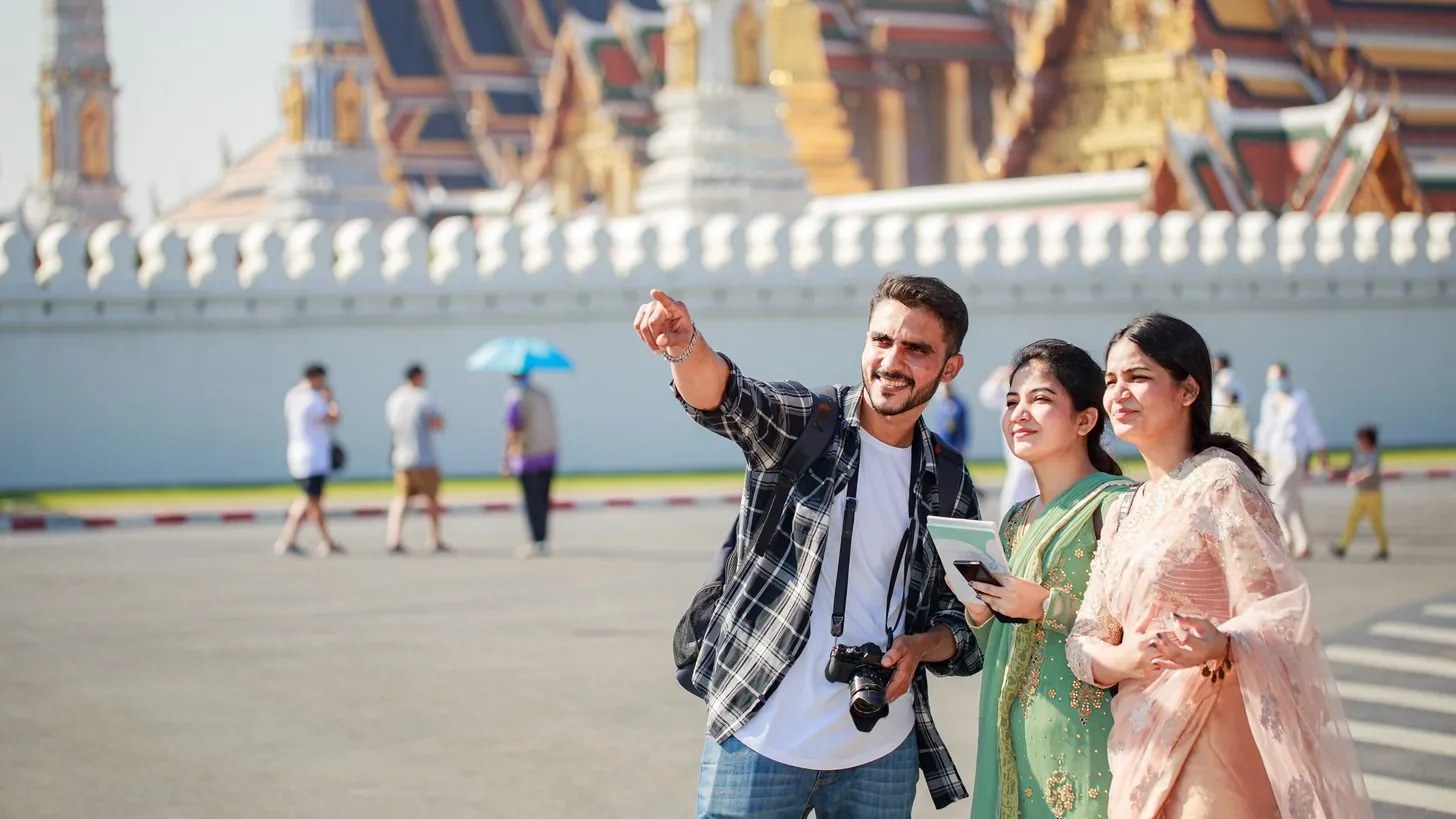The India Selling Playbook: Packaging Thailand for Indian FIT, Groups & Families — A Thailand DMC Guide for Travel Agents