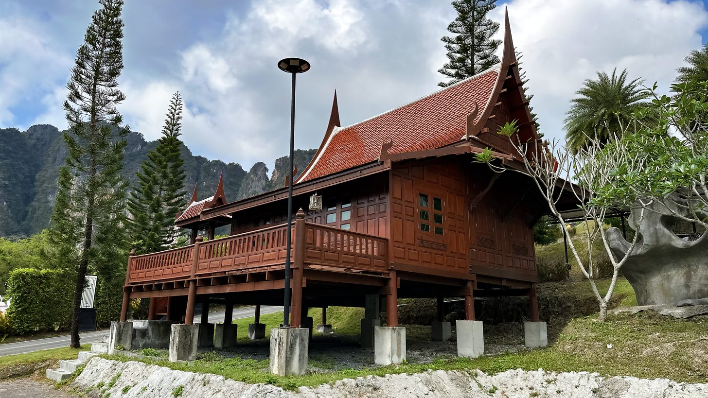 Selling the Private Rooftop-view Lanna House in Chiang Mai - Thailand DMC Guide