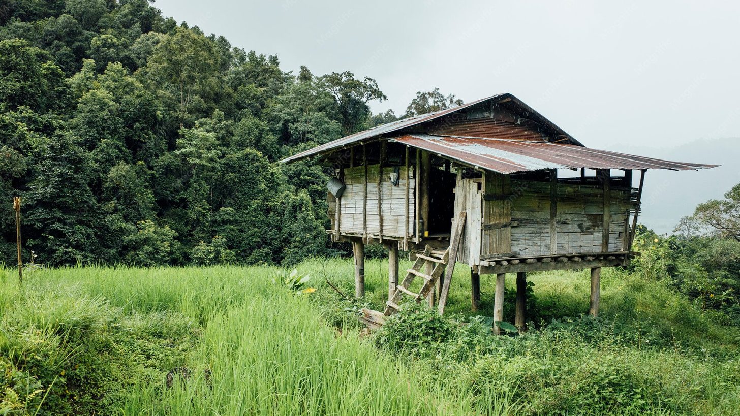 กระท่อมกลางทุ่งในชนบทไทย บรรยากาศแบบที่ที่พักชุมชนสร้างขึ้นรอบ ๆ
