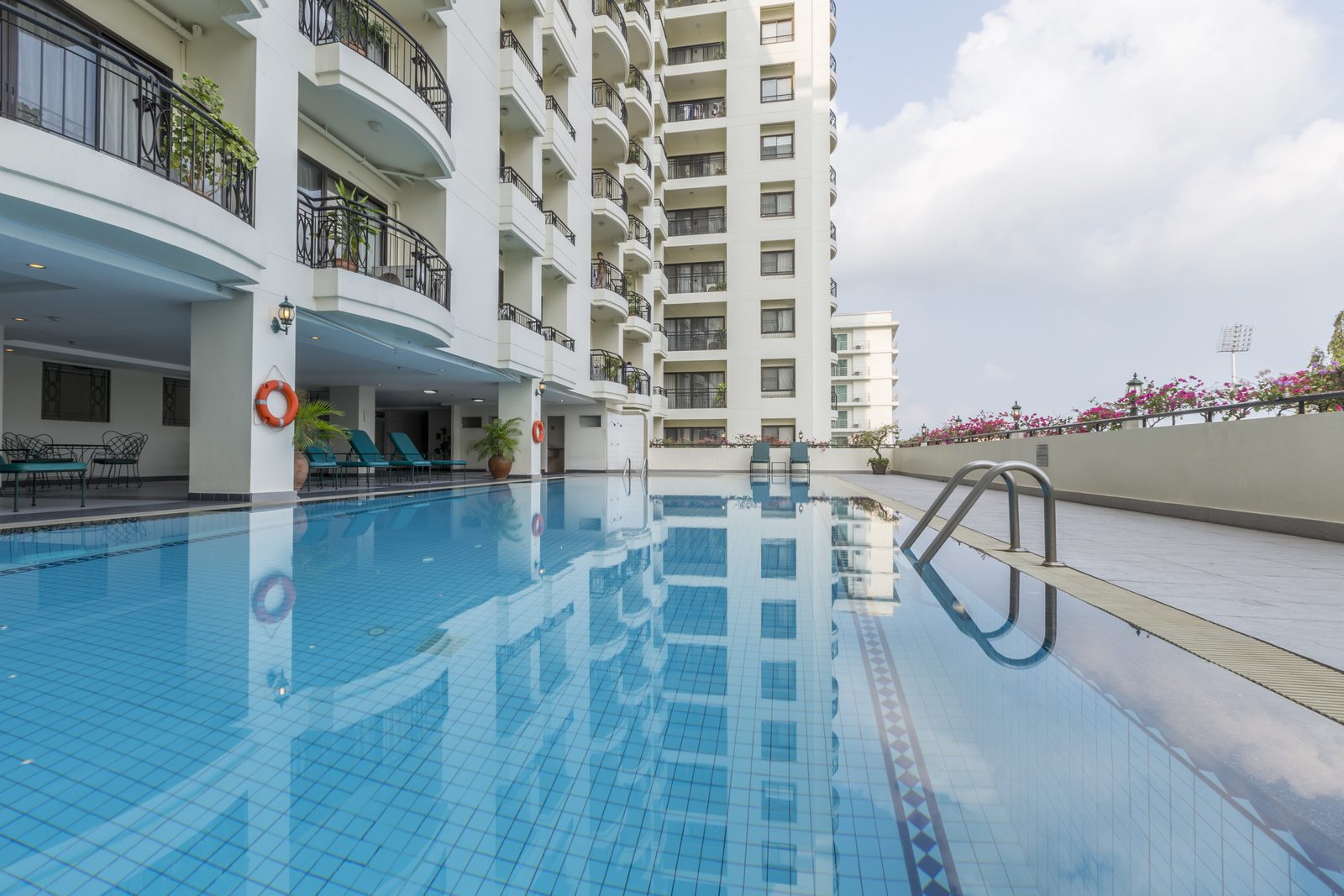 Outdoor swimming pool beside the tower at Kantary Bay Hotel, Sriracha