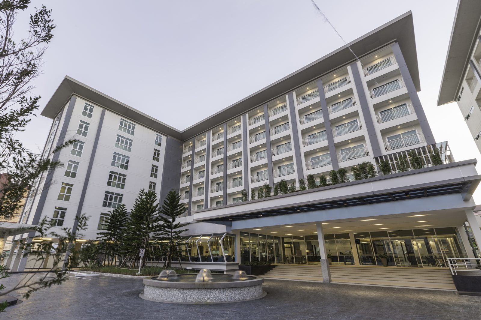 Entrance drive and building of Kantary Hotel, Bangpakong, in the Amata City area of Chonburi