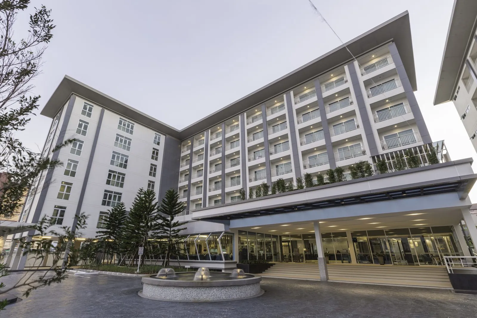 Entrance drive and building of Kantary Hotel, Bangpakong, in the Amata City area of Chonburi
