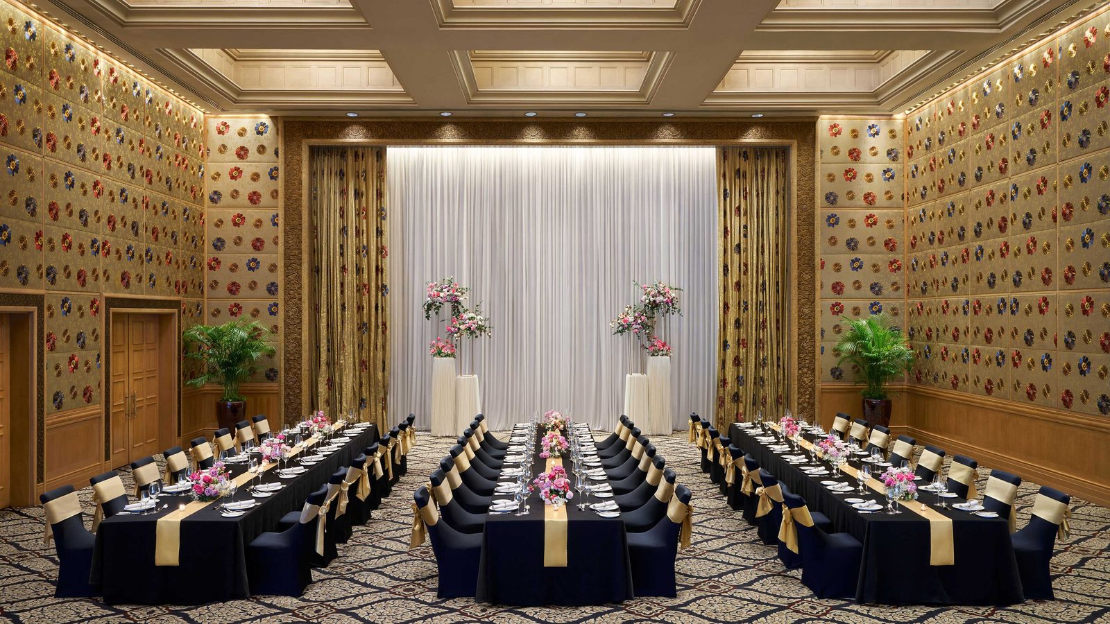 Grande Ballroom set for a banquet at Sheraton Grande Sukhumvit, Bangkok
