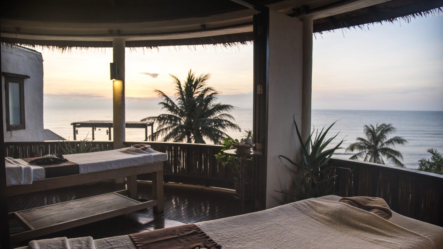 Beachfront spa pavilion in Thailand — wellness retreats coordinated by Explera, your Thailand DMC